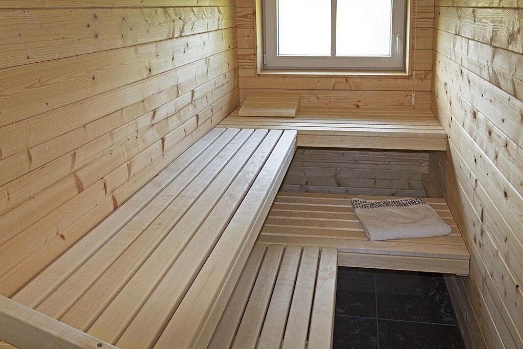 Schwarzwaldhaus24 - Ferienhaus Mit Sauna, Whirlpool Und Kamin Aichhalden ภายนอก รูปภาพ